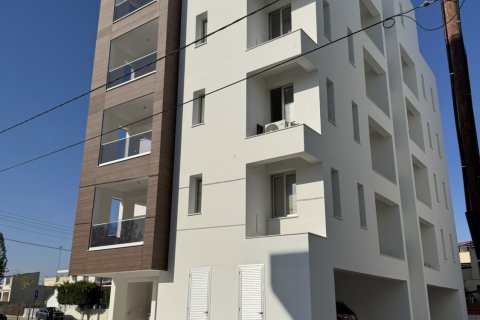 2 bedrooms Apartment in Larnaca, Larnaka,  No. 39828 24