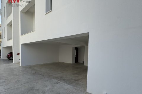 2 bedrooms Apartment in Larnaca, Larnaka,  No. 39828 22