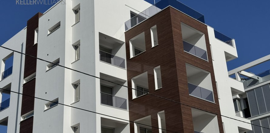 2 bedrooms Apartment in Larnaca, Larnaka,  No. 39828