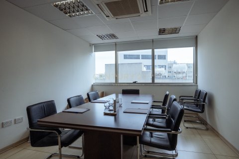 800m2 Propriété commerciale à Limassol, No. 54120 16