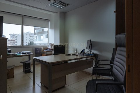 800m2 Propriété commerciale à Limassol, No. 54120 5