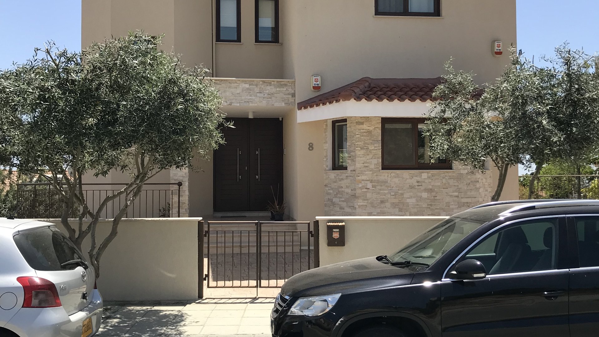 3 bedrooms Villa in Agios Athanasios, Limassol, Cyprus No. 26165