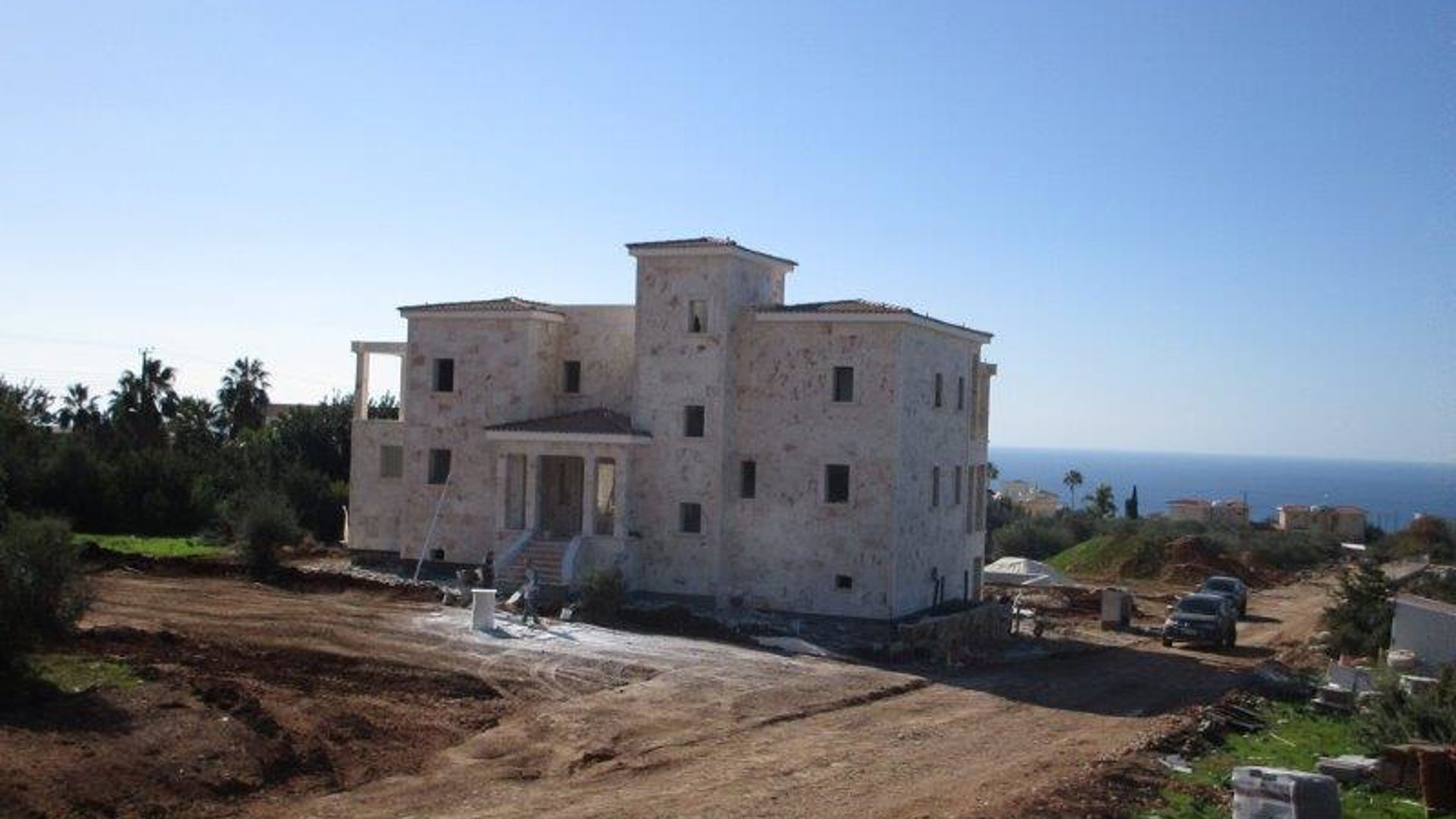 5 bedrooms Villa in Pegeia, Paphos, Cyprus No. 26170