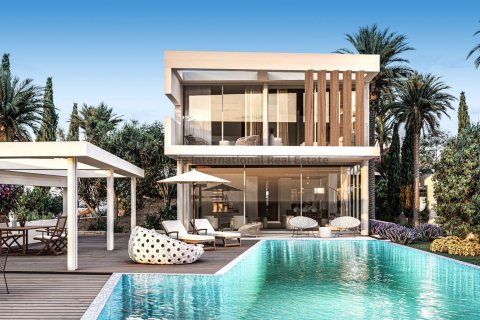 5 bedrooms Villa in Sea Caves, Pegeia, Paphos,  No. 37609 4