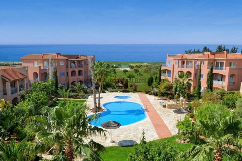 3 bedrooms Villa in Mandria, Paphos, Cyprus No. 37605 1