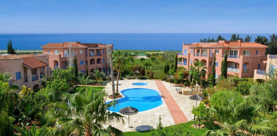 3 bedrooms Villa in Mandria, Paphos, Cyprus No. 37605