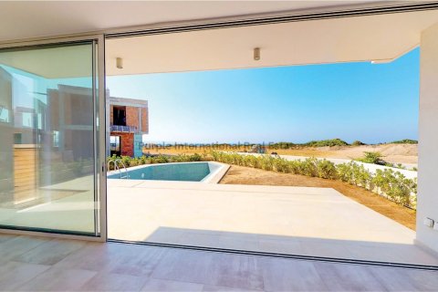 4 bedrooms Villa in Coral Bay, Pegeia, Paphos, Cyprus No. 37610 4