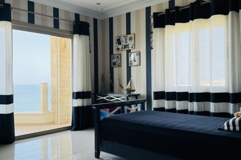 5 bedrooms Villa in Pegeia, Paphos,  No. 49408 4