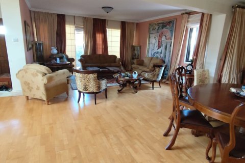 4 bedrooms Townhouse in Larnaka,  No. 40637 4