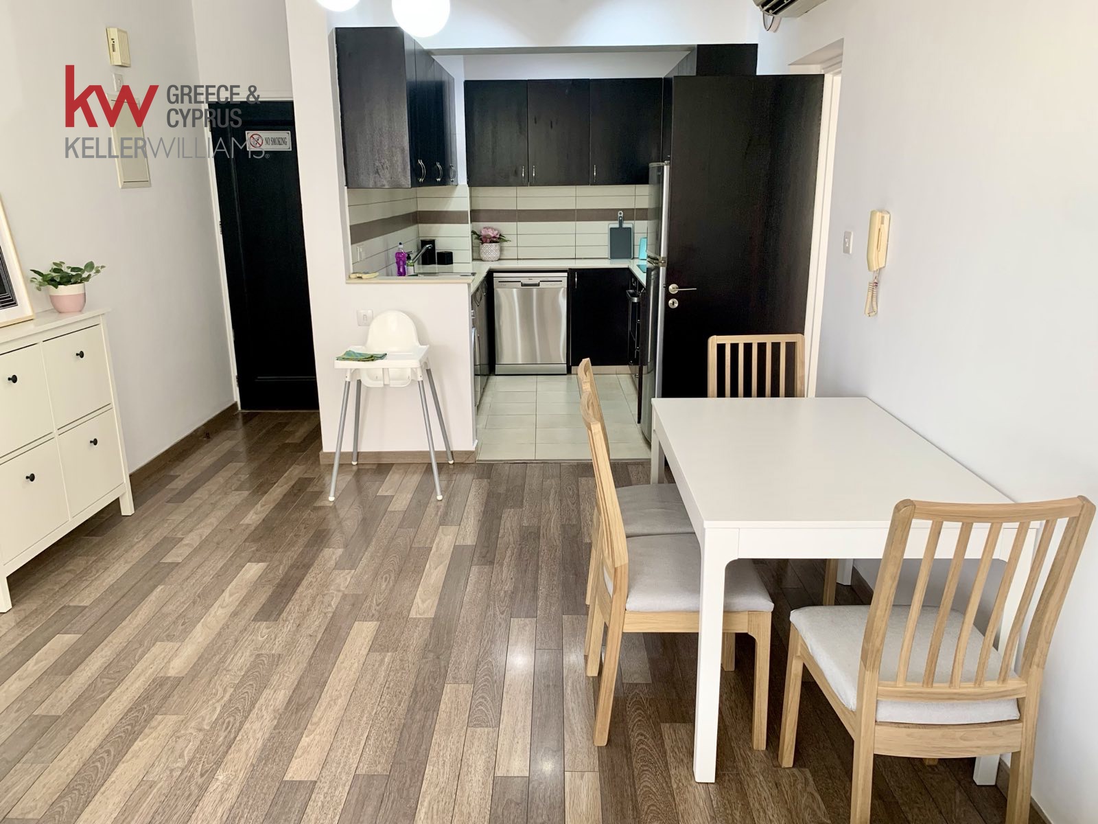 2 bedrooms Apartment in Larnaca, Larnaka, Cyprus No. 40639