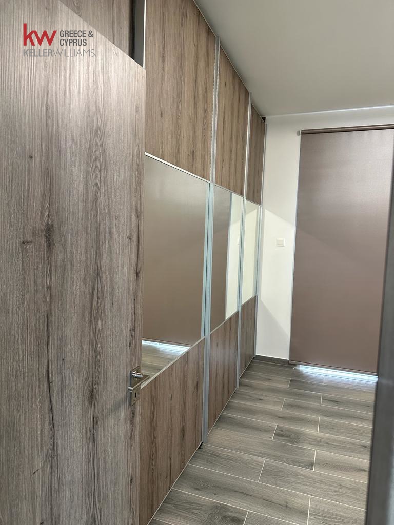 Вилла с 3 спальнями в Ларнака, Кипр № 40640
