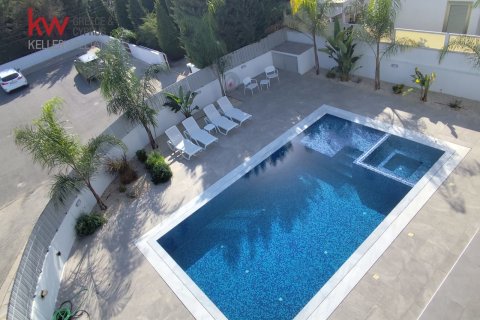 3 bedrooms Villa in Larnaka,  No. 40640 22