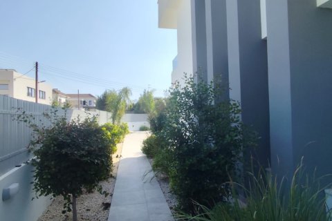 3 bedrooms Villa in Larnaka,  No. 40640 3