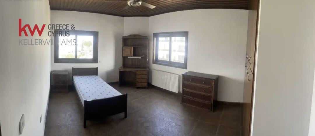 6 bedrooms Townhouse in Agios Nikolaos, Paphos, Cyprus No. 40641