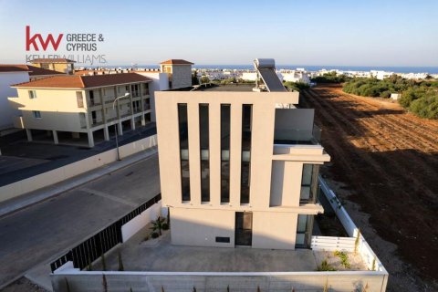 Квартира с 2 спальнями в Паралимни, Аммохостос,  № 40636 2