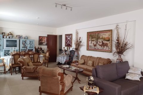 3 bedrooms Villa in Agios Therapon, Limassol, No. 43566 3