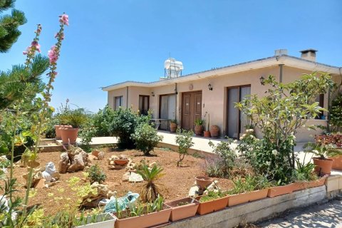 3 bedrooms Villa in Agios Therapon, Limassol,  No. 43566