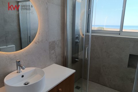 4 bedrooms Villa in Pervolia, Larnaka, No. 40503 12