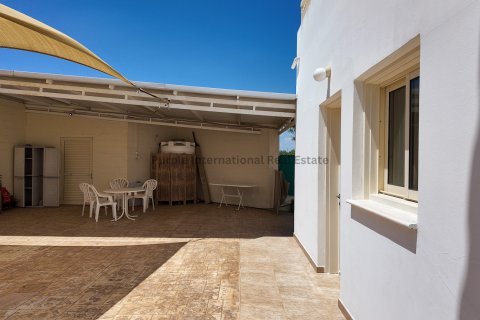 4 bedrooms Villa in Paralimni, Ammochostos,  No. 36613 21