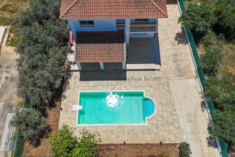 4 bedrooms Villa in Paralimni, Ammochostos,  No. 36613 10