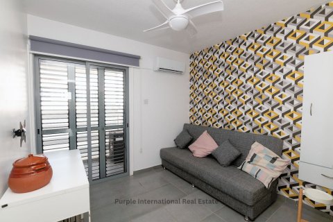 Квартира с 3 спальнями в Паралимни, Аммохостос, Кипр № 36612 7