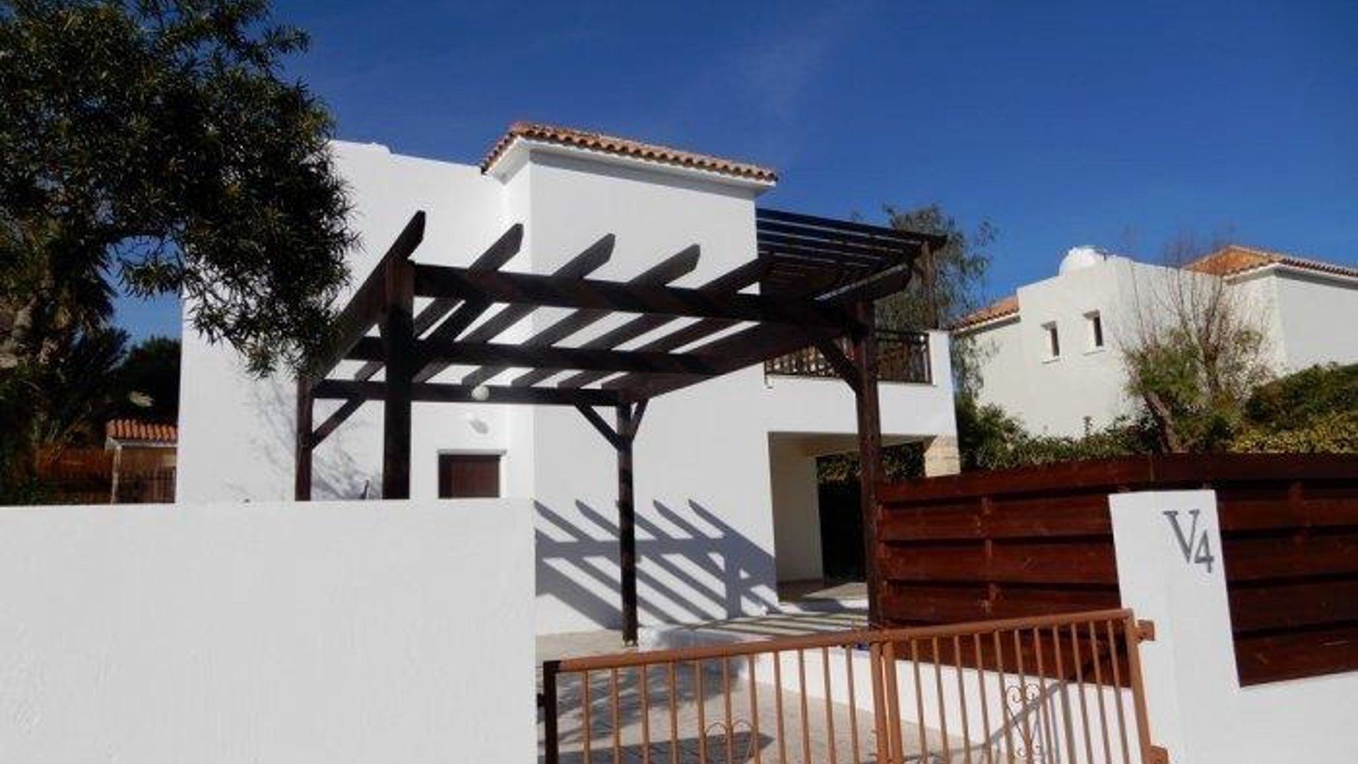 3 bedrooms Villa in Coral Bay, Pegeia, Paphos, Cyprus No. 25783