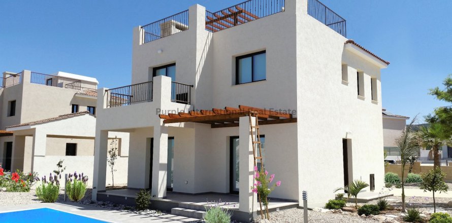 3 chambres Villa à Paphos,  No. 7868