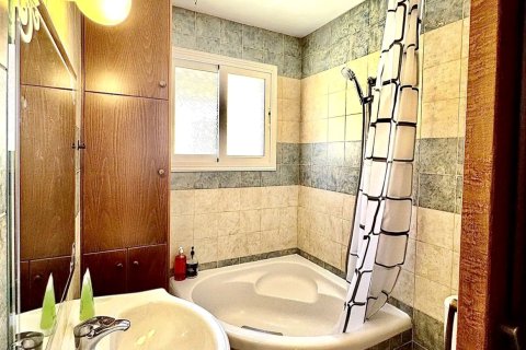 3 bedrooms Apartment in Livadia, Larnaka,  No. 40115 6