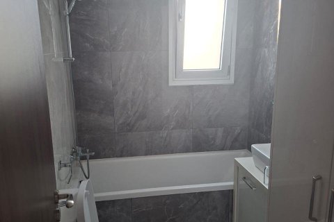 2 bedrooms Apartment in Larnaca, Larnaka,  No. 40121 6