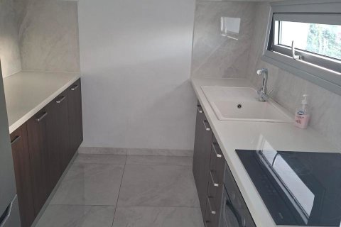 2 bedrooms Apartment in Larnaca, Larnaka,  No. 40121 4