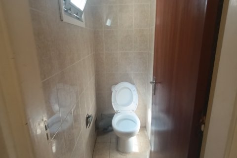 3 bedrooms Apartment in Larnaca, Larnaka, No. 40207 13