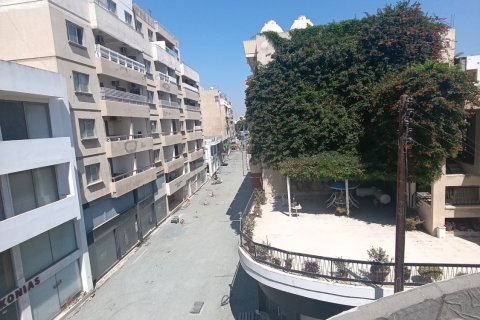 3 bedrooms Apartment in Larnaca, Larnaka, No. 40207 5