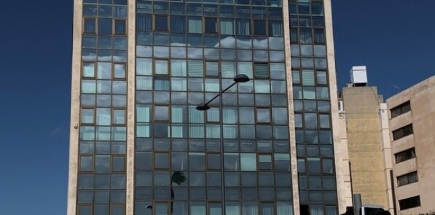 207m2 Local comercial en Nicosia,  No. 38942