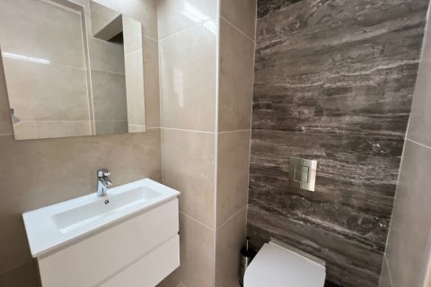 Квартира с 3 комнатами в Ларнака, № 38948 8