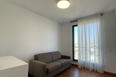 4 rooms Apartment in Limassol,  No. 38943 2