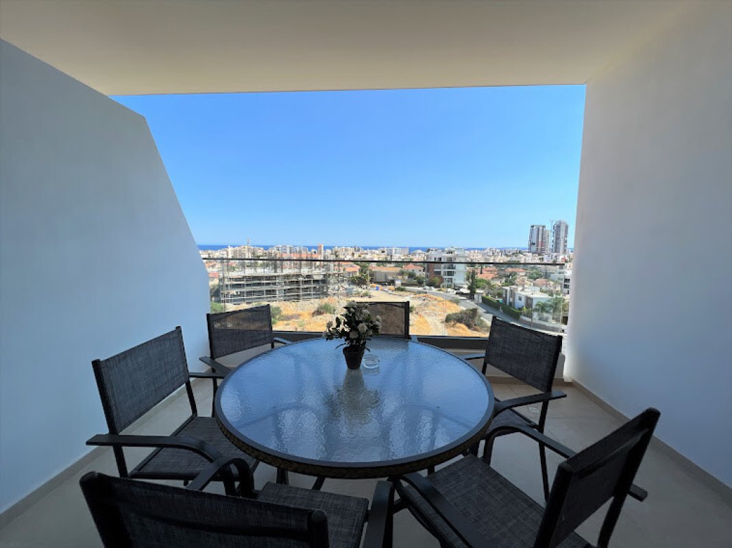 3 rooms Apartment in Larnaca, Larnaka, Cyprus No. 38947