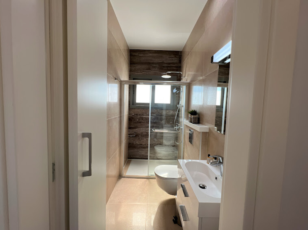 3 rooms Apartment in Larnaca, Larnaka, Cyprus No. 38947