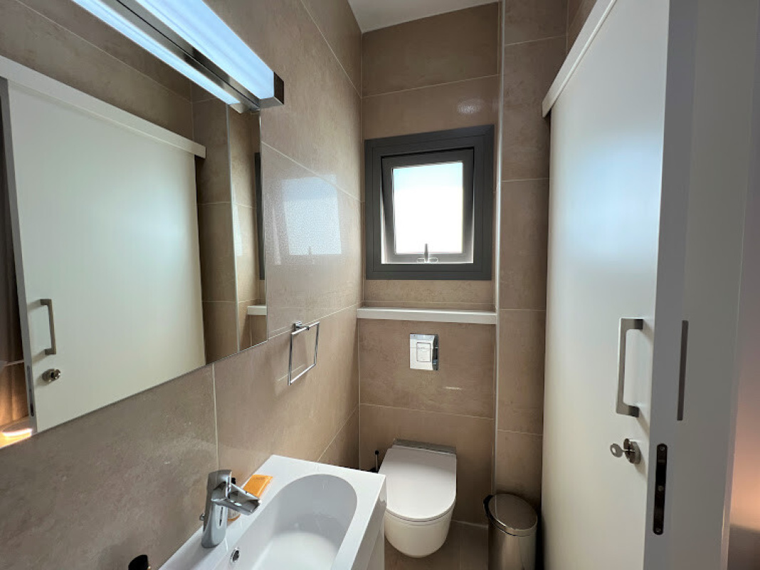 3 rooms Apartment in Larnaca, Larnaka, Cyprus No. 38947