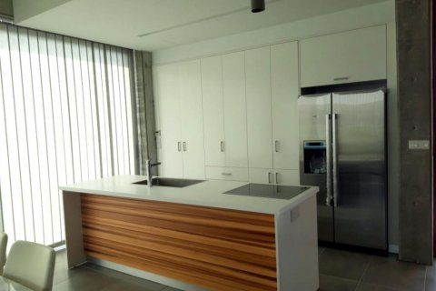 Вилла с 3 спальнями в Пафос,  № 38523 4