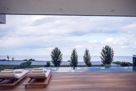 3 bedrooms Villa in Paphos,  No. 38525 9