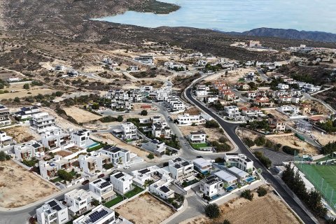 4 bedrooms Villa in Agios Athanasios, Limassol,  No. 47195 4