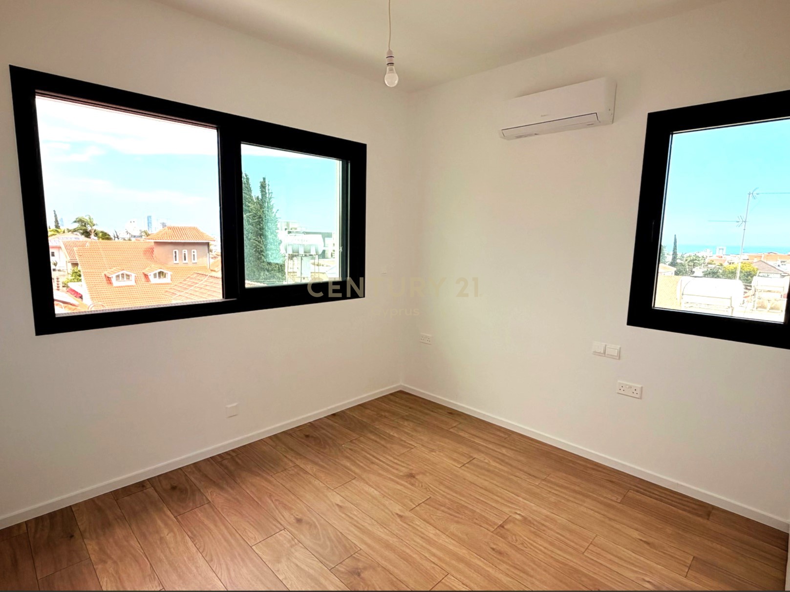2 bedrooms Apartment in Germasogeia, Limassol, Cyprus No. 55009