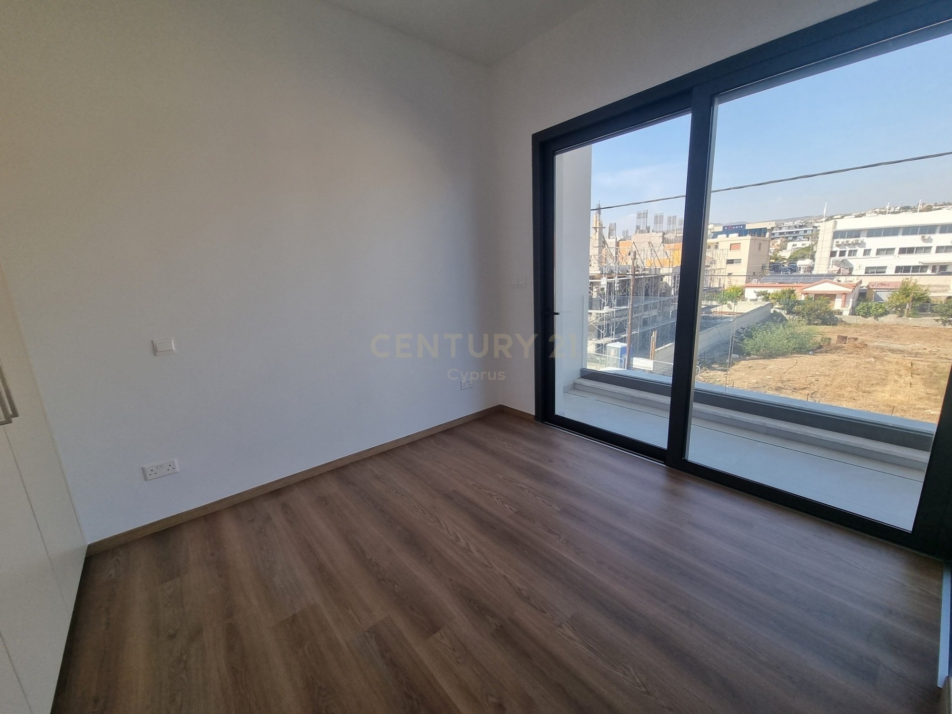 2 bedrooms Apartment in Germasogeia, Limassol, Cyprus No. 23385