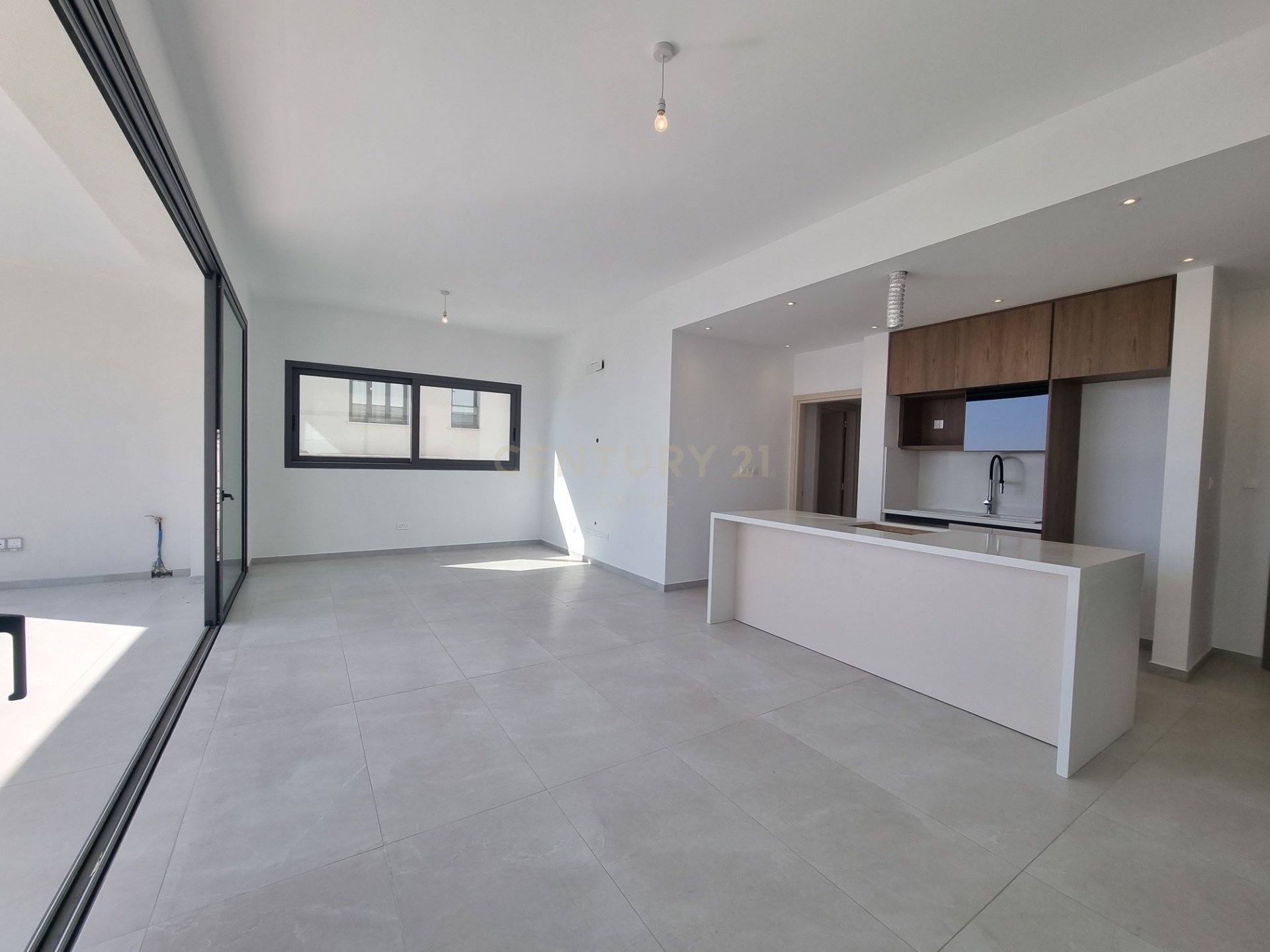 2 bedrooms Apartment in Germasogeia, Limassol, Cyprus No. 23385