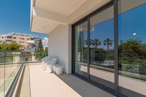 2 bedrooms Apartment in Papas, Limassol, Cyprus No. 30241