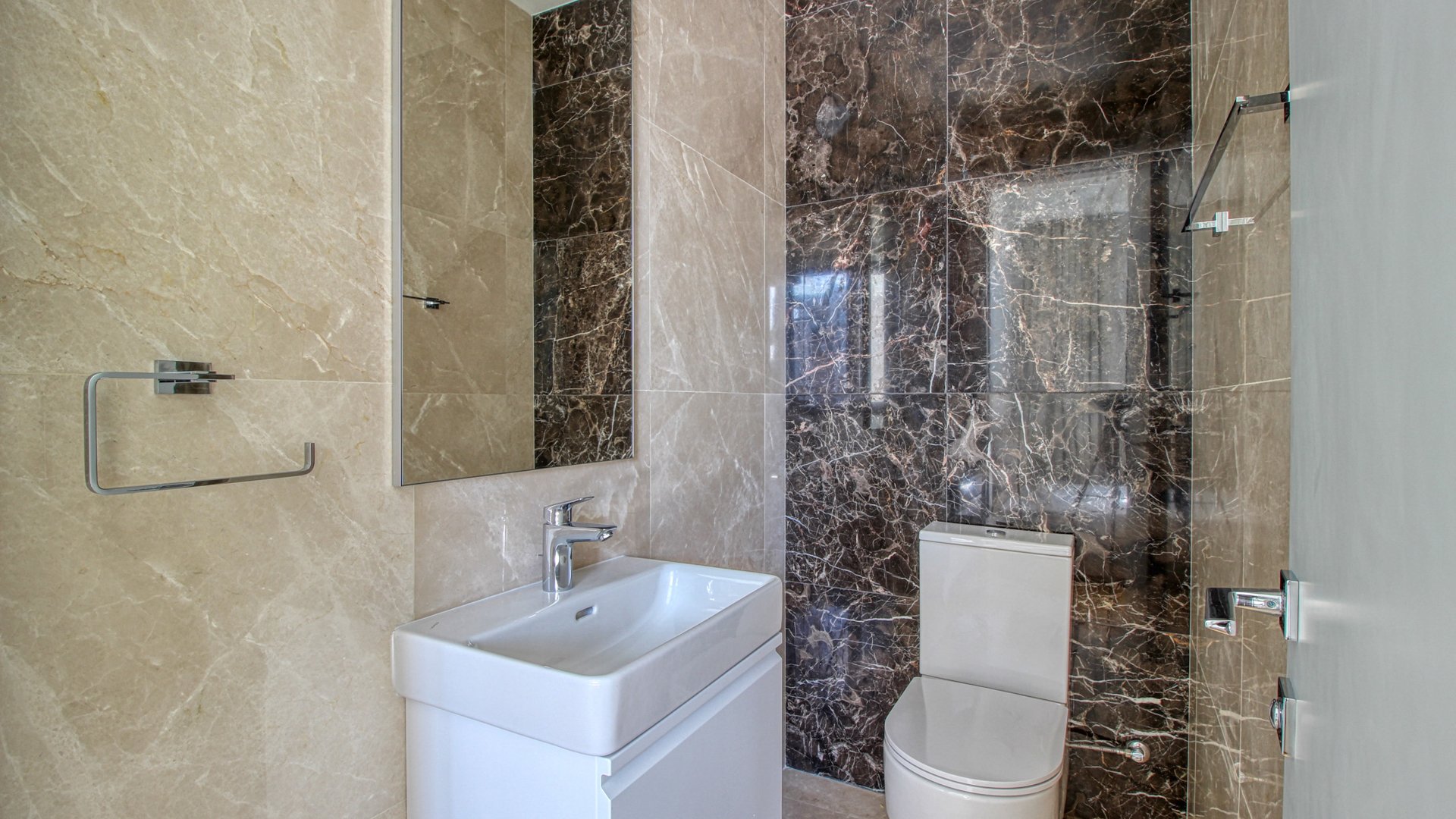 3 bedrooms Apartment in Papas, Limassol, Cyprus No. 30242