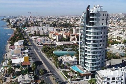 4 bedrooms Penthouse in Limassol,  No. 46101