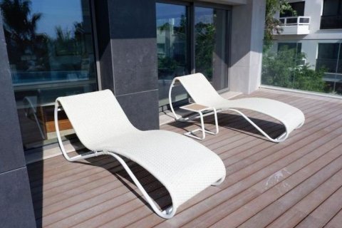 4 bedrooms Penthouse in Limassol,  No. 46101 9