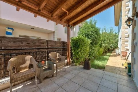 3 bedrooms Villa in Limassol,  No. 46100 3