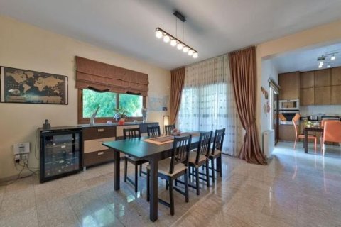 3 bedrooms Villa in Limassol,  No. 46100 10